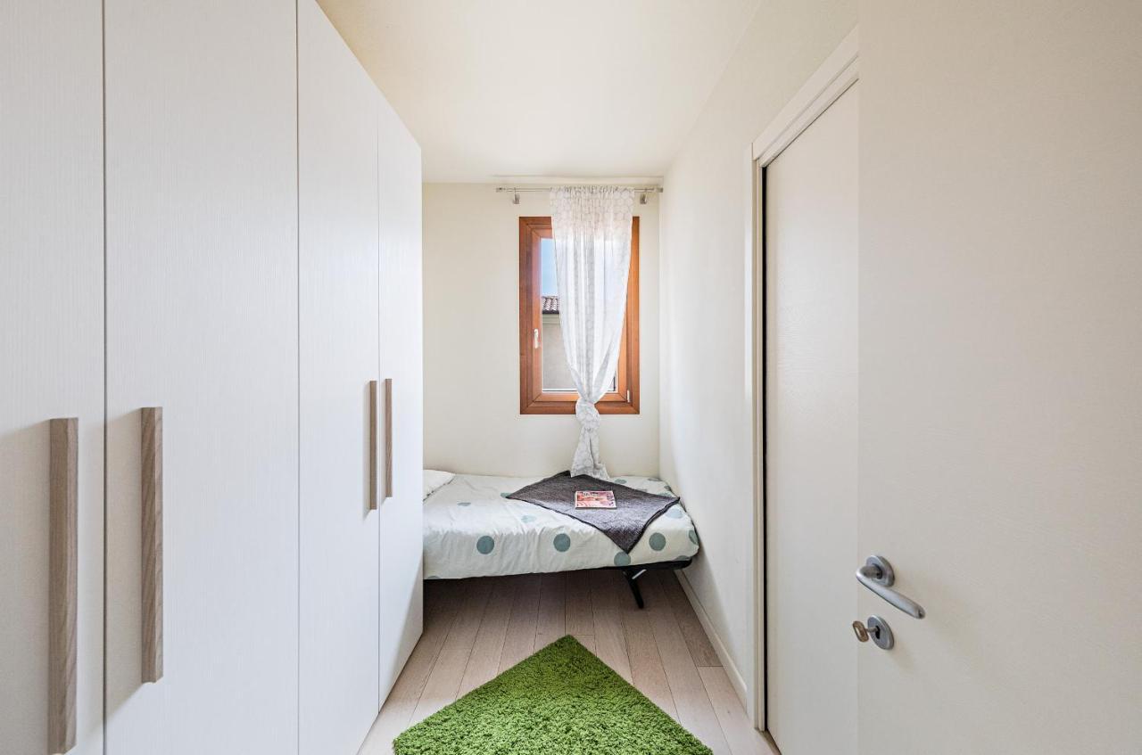 La Romantica Holiday Home By Wonderful Italy Manerba del Garda Zewnętrze zdjęcie